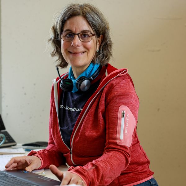 Monika Stauffacher, Administratorin bei Geo – Höhenarbeit AG